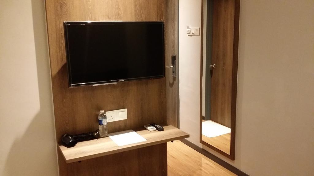 Go Hotel Subang Jaya Exterior photo