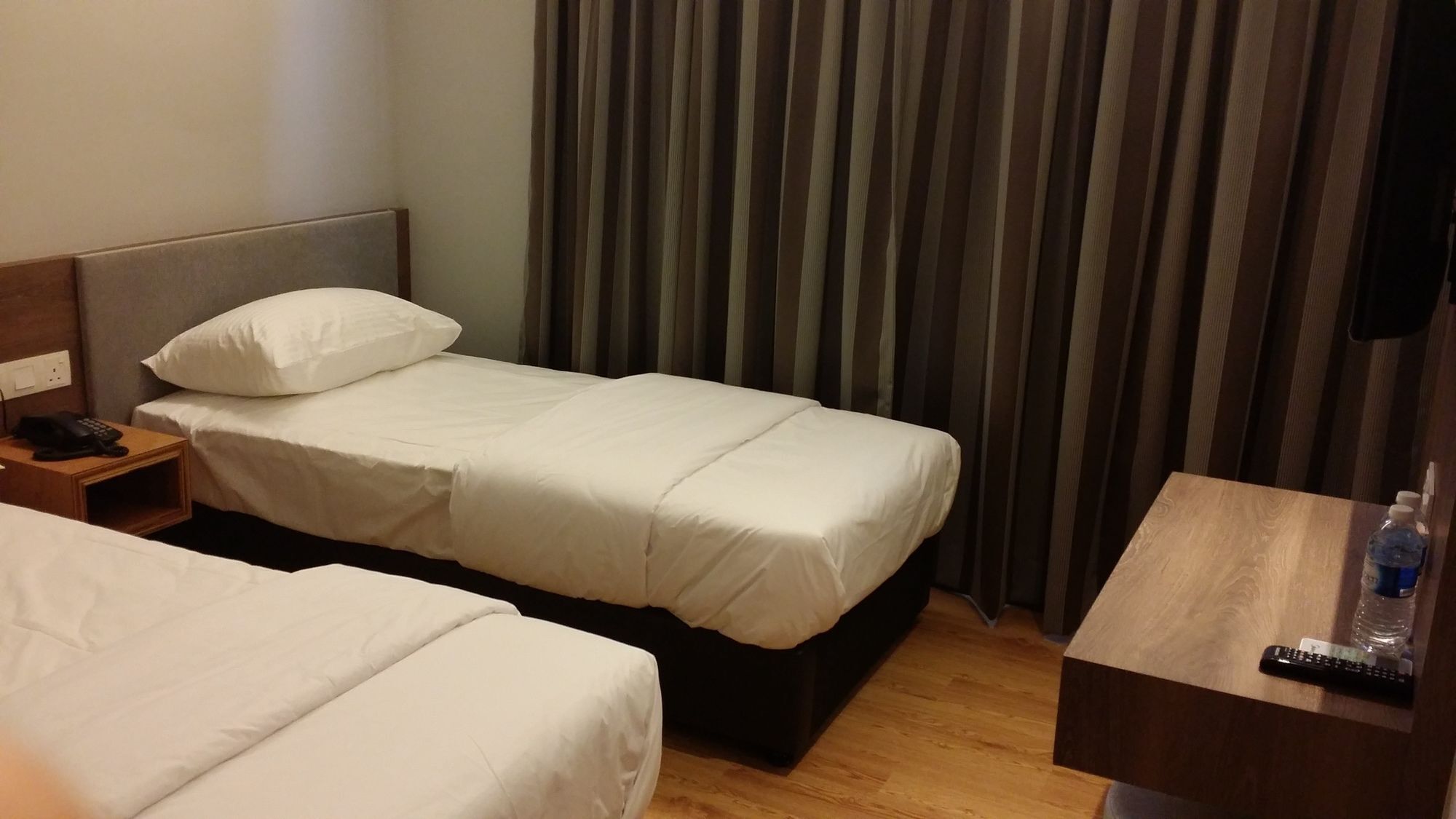 Go Hotel Subang Jaya Exterior photo