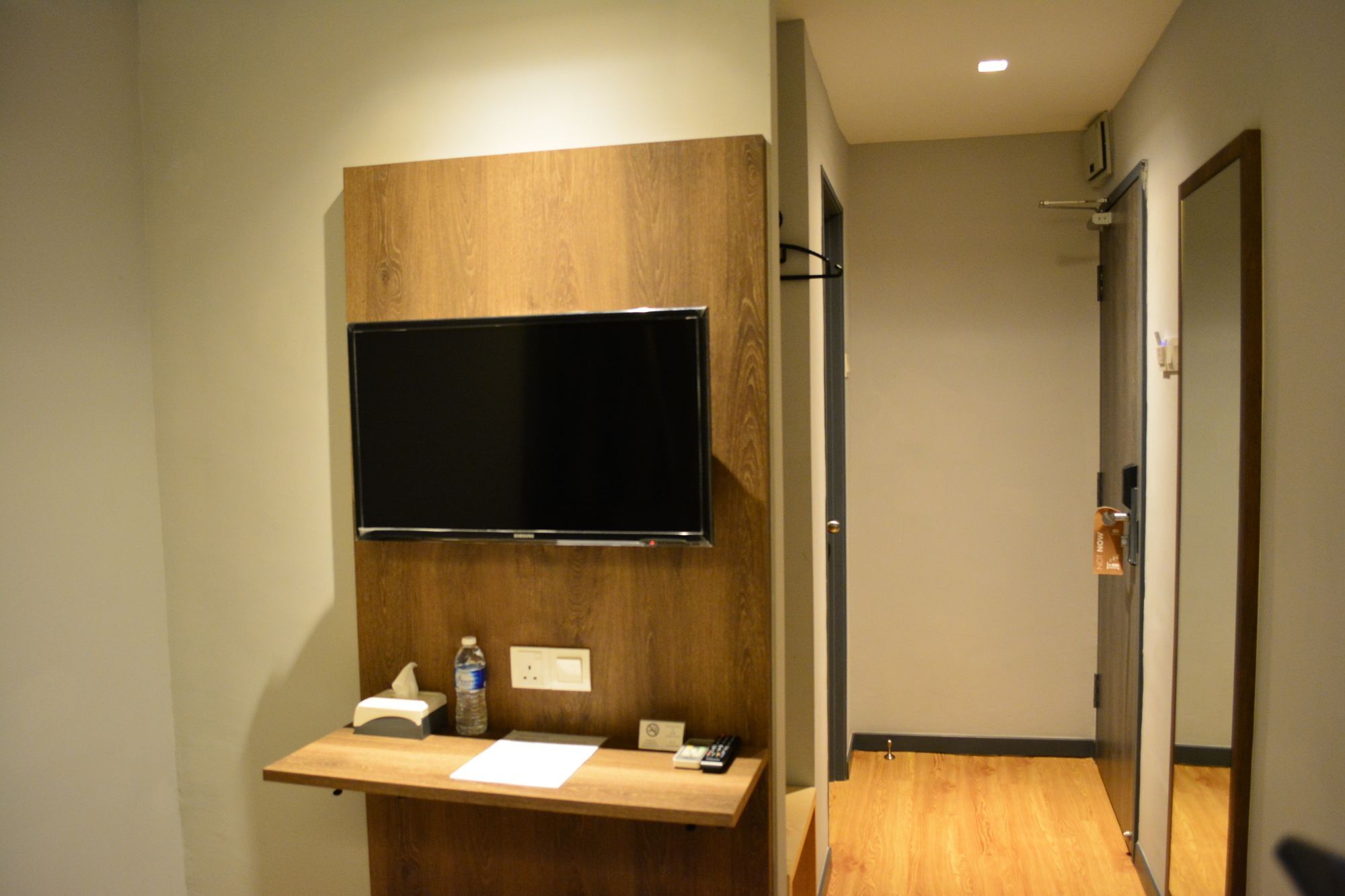 Go Hotel Subang Jaya Exterior photo